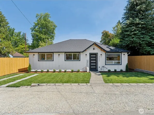 14322 Burke Avenue N, Seattle, WA 98133