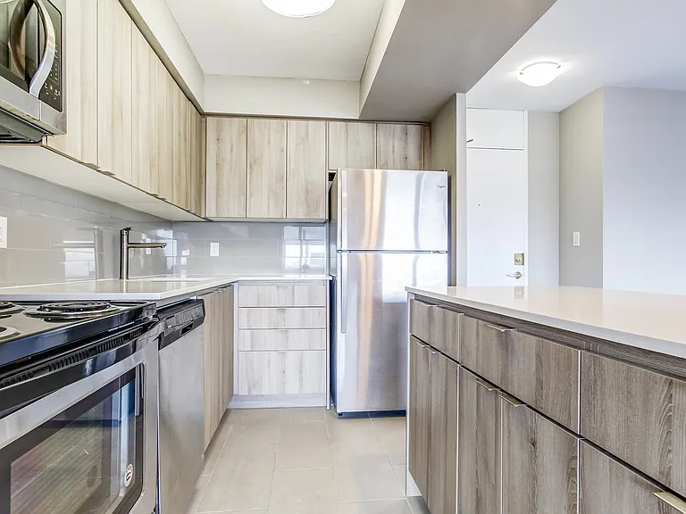 111 Pacific Ave — Photo 13