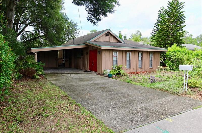 1st image of 526 Avenue H SE