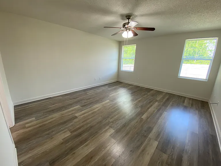 618 Marbury Way — Photo 15