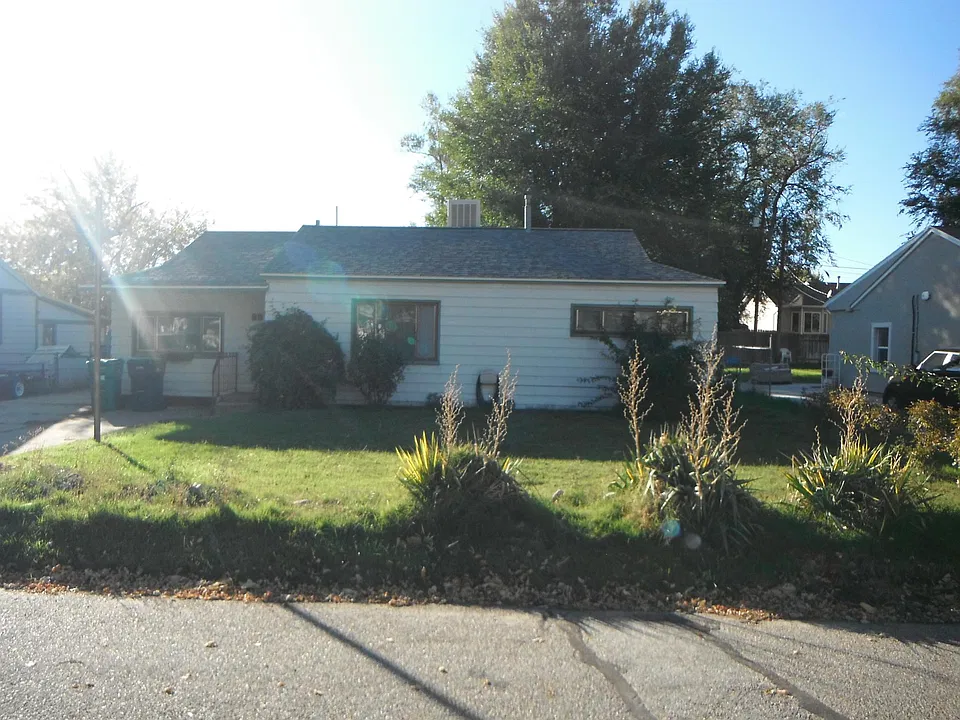 85 Ronald Ave