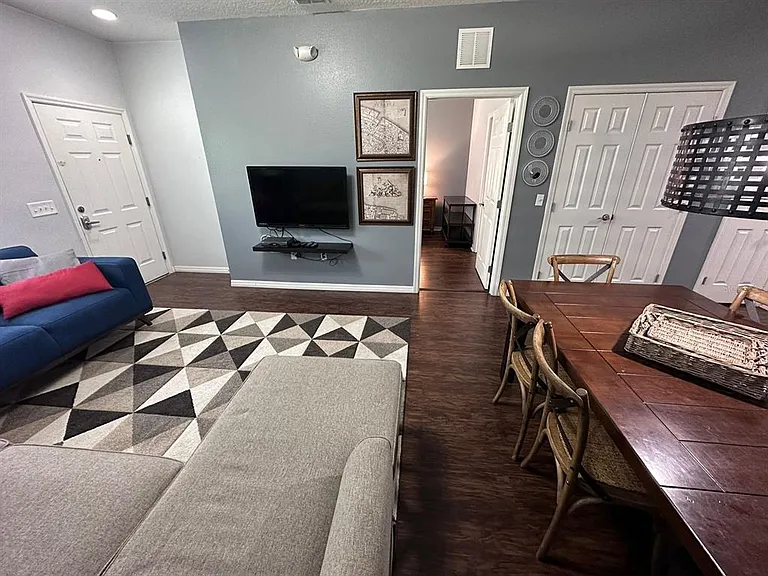 5368 Diplomat Ct #106 — Photo 13