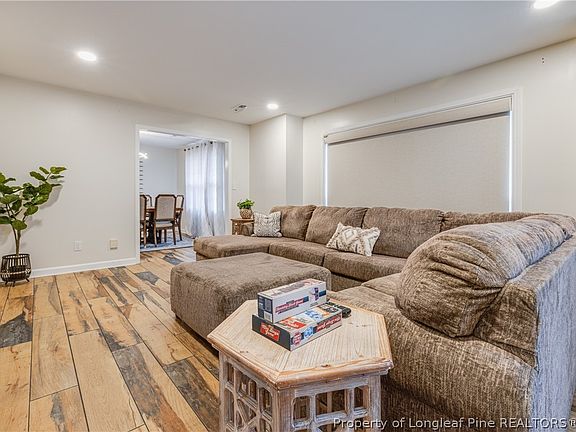 5th image of 1250 Overhills Rd