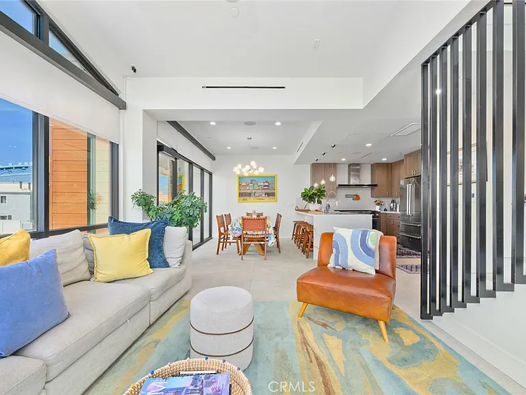 504 Balboa Blvd E — Photo 1