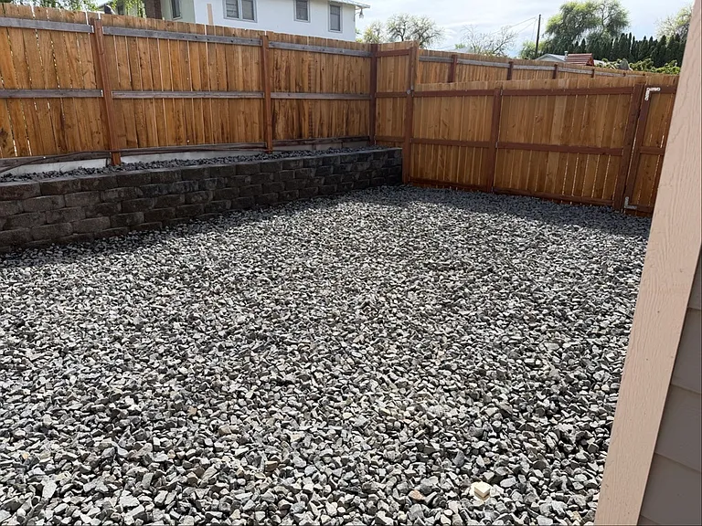 1900 W Mead Ave #1 — Photo 15