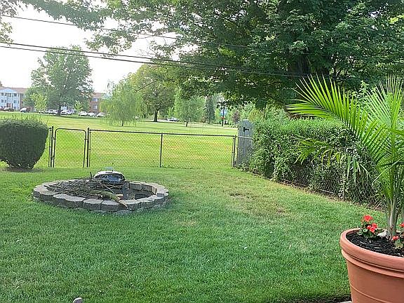4th image of 35209 Beacon Hill Dr
