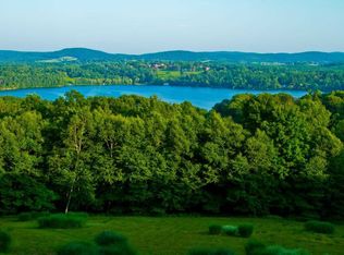 24 Spruce Dr, Salisbury, CT 06068