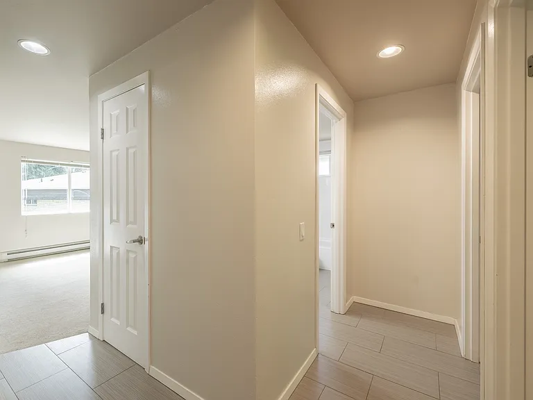 6107 NE 194th Pl #4 — Photo 12