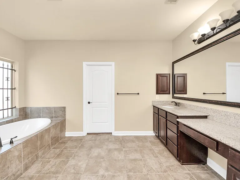 19126 Gaslamp Point Ct — Photo 21