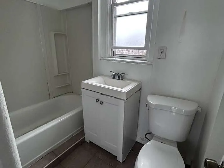 35 Altonwood Pl #1 — Photo 1