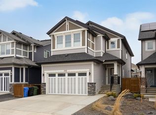 192 S Magnolia Mnr SE, Calgary, AB T3M3J1