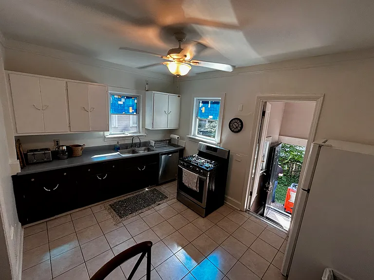 313 Field St #313 — Photo 2