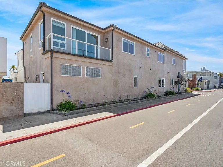 6111 Seashore Dr — Photo 36