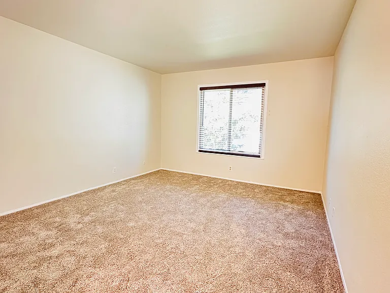 8811 Gilman Dr #D — Photo 11