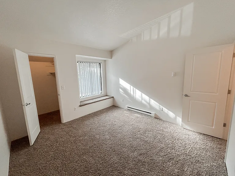 Stone Creek Apartments Beaverton — Photo 94