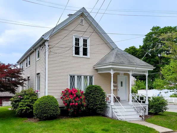 142 Dale St, Waltham, MA 02451