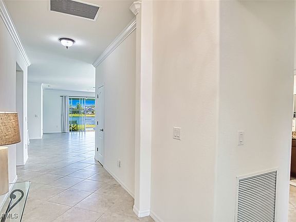 5th image of 9584 Mirada Blvd