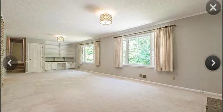 1601 Northwoods Dr — Photo 3