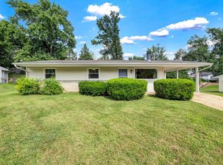 322 Spring Meadows Dr, Ballwin, MO 63011