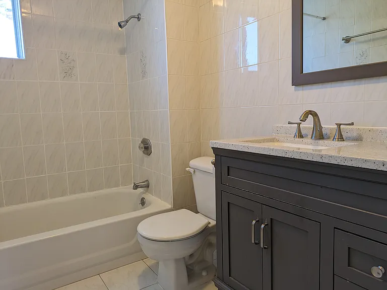 238 Walnut St — Photo 6
