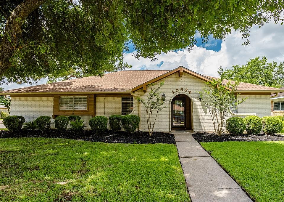1st image of 10534 Sagewind Dr