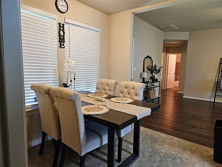 10761 Royal Terrell Dr — Photo 8