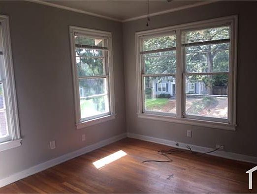 4th image of 248 Olive St