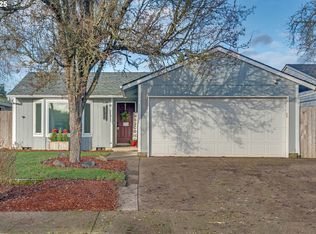 2215 E Oak Dr, Newberg, OR 97132