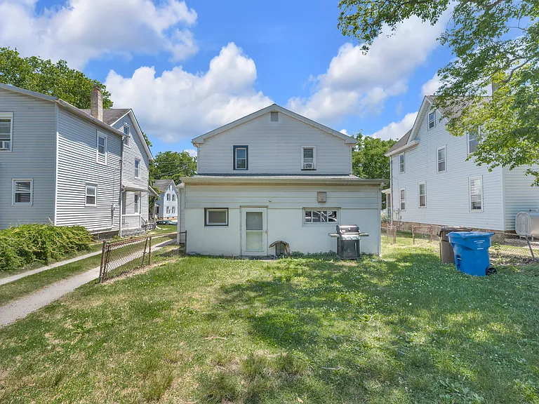 1719 Kings Hwy #A — Photo 28