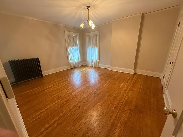 344 College Ave SE — Photo 13