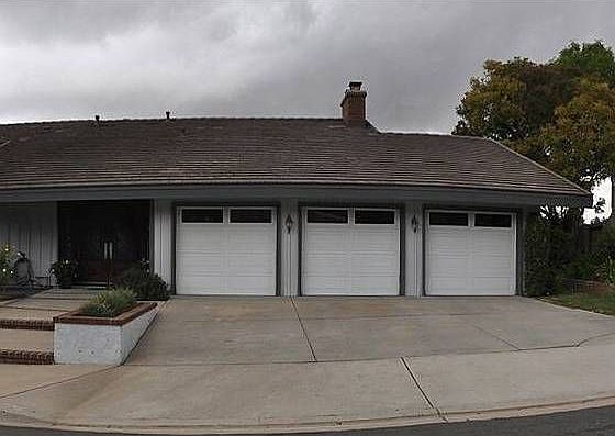 1st image of 10711 Equestrian Dr