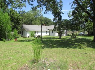 2209 Bethune Hwy, Dalzell, SC 29010