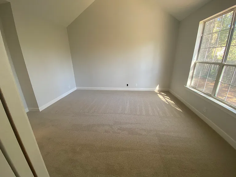 110 Ashwood Way — Photo 5