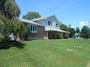 25 Raymond St, Lehighton, PA 18235