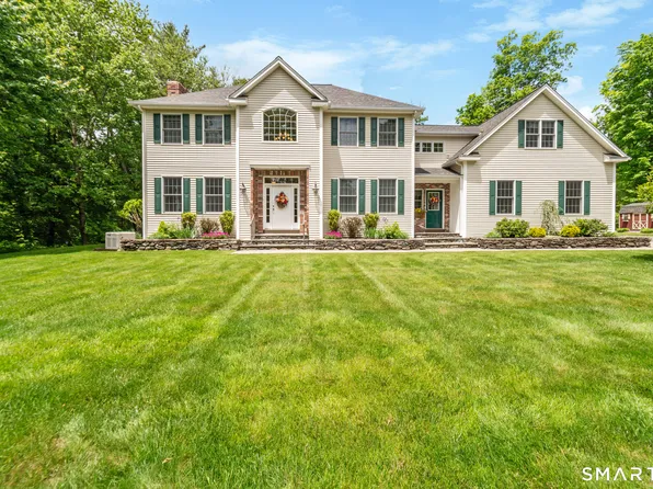117 Chippenwood Lane, Bristol, CT 06010