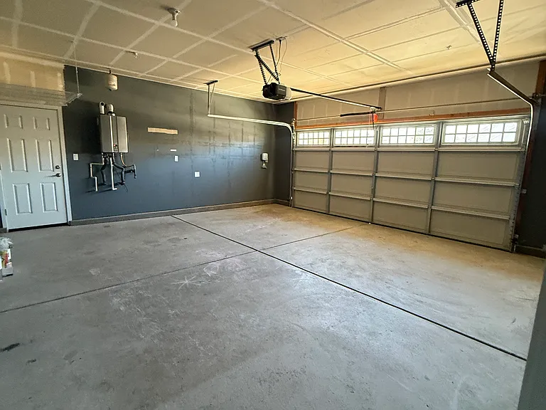 1028 Beymer Loop — Photo 3