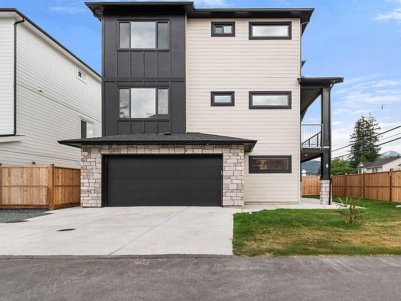 2nd image of 45141 Watson Rd #8