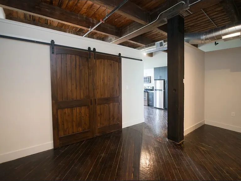 Sampson Lofts — Photo 12