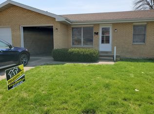 212 W Grant Ave #212, Charleston, IL