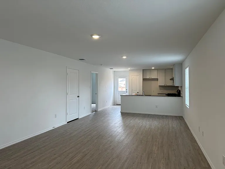 6702 Willow Lndg — Photo 3