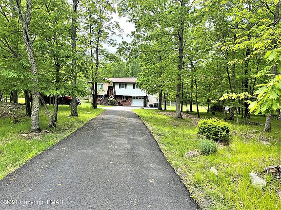 2nd image of 3578 Bristol Cir W