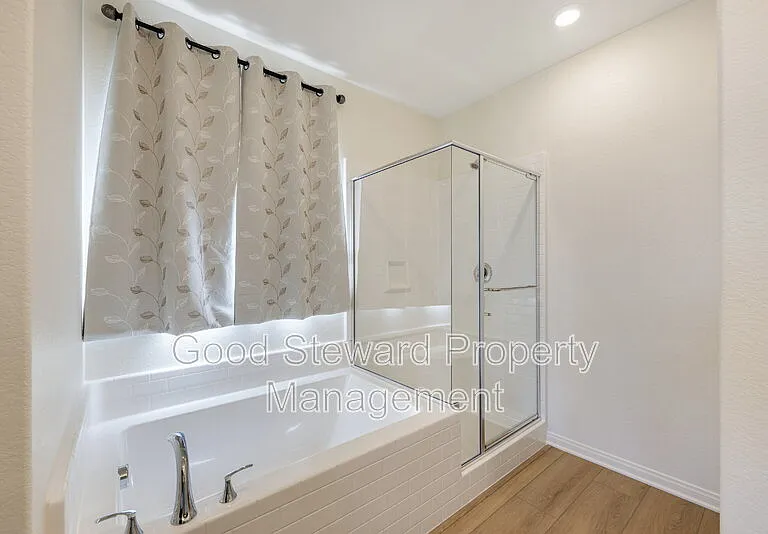 1231 Trojan Cir — Photo 5