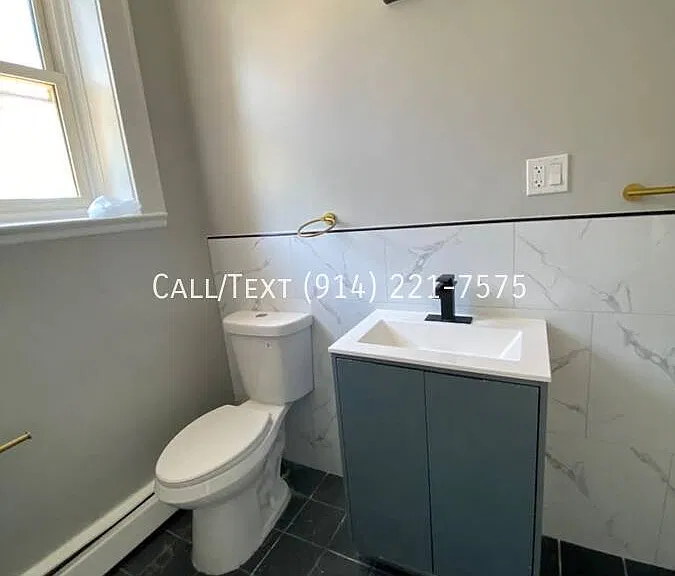 22 Upper Croton Ave #8 — Photo 2