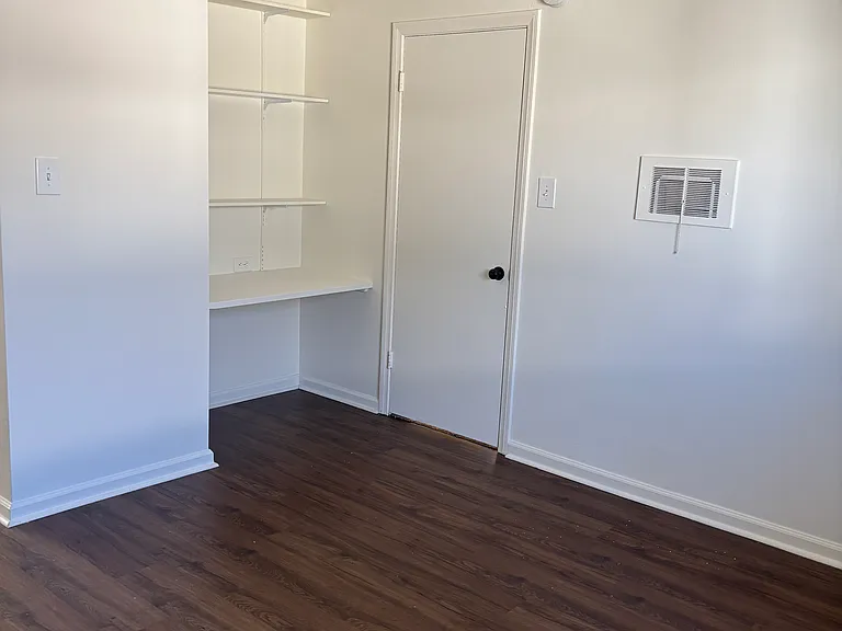 760 Earlham St #8 — Photo 7
