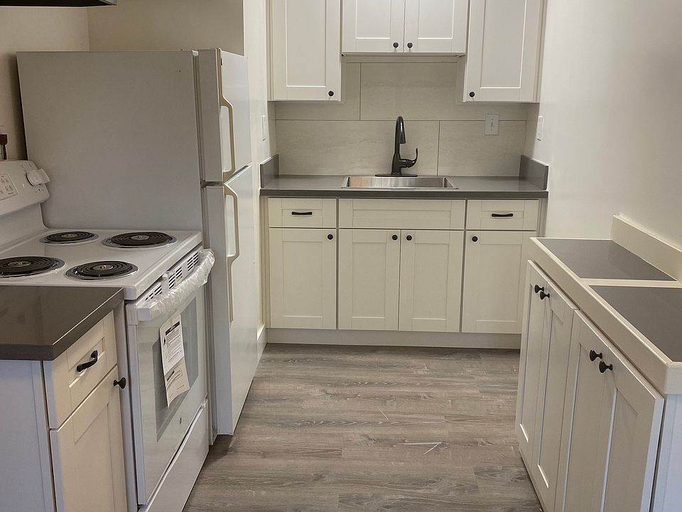 1st image of 547 S Kiely Blvd #2