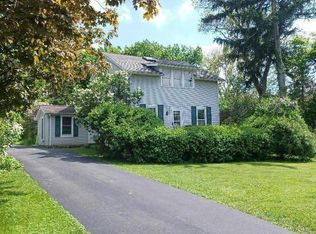 5440 Leete Rd, Lockport, NY 14094