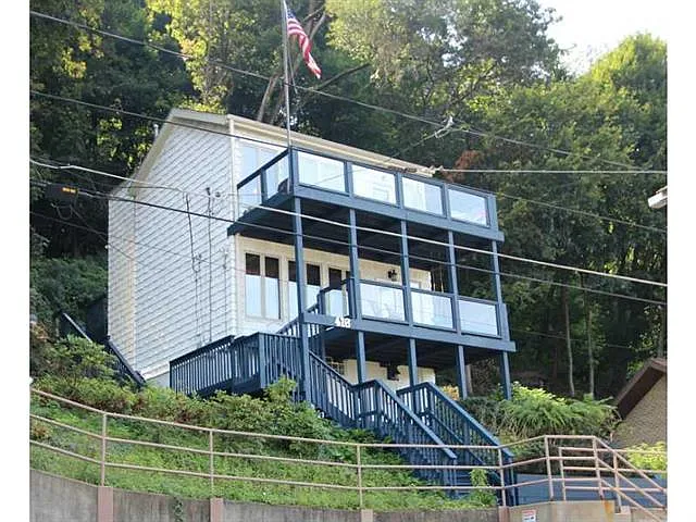 416 Arlington Ave photo 1