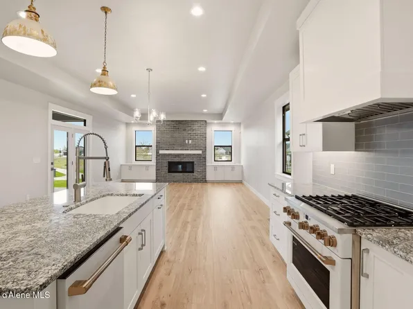 4447 W Hide Away Ln, Coeur D Alene, ID 83815