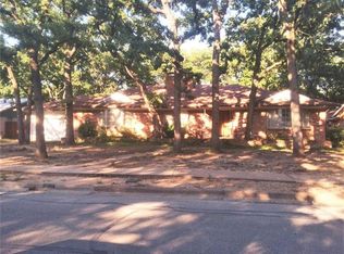 418 Nottingham Dr, Irving, TX 75061