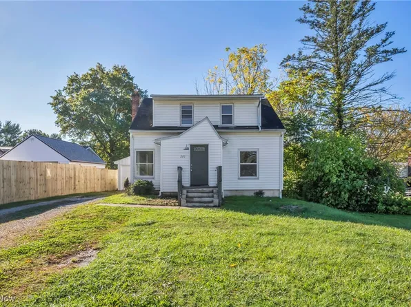 220 Gaylord St, Lodi, OH 44254